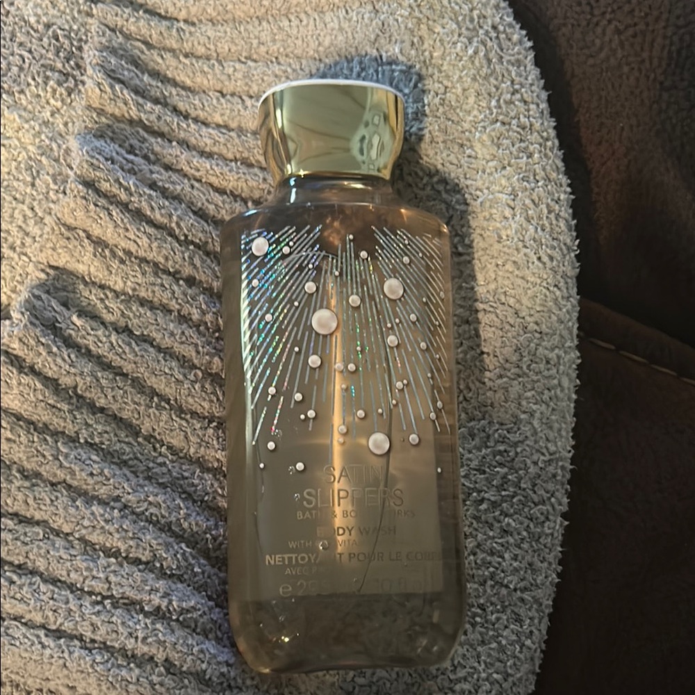 Satin Shimmers Gold Body Wash